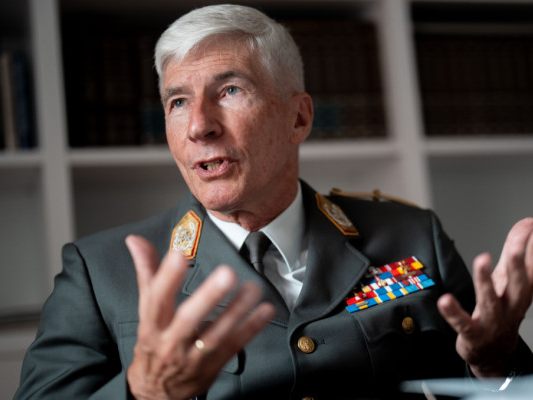 Ehemaliger EU-Militärchef glaubt nicht an schnellen Frieden