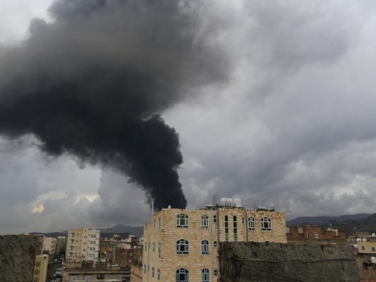 Ziel militärische Stellungen der Houthi-Miliz