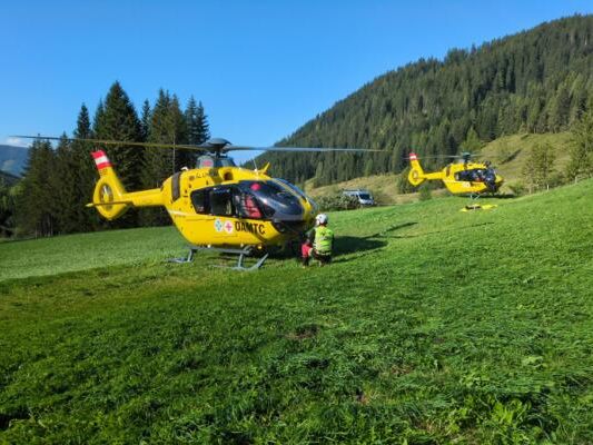 Zwei ÖAMTC-Notarzthubschrauber aus der Steiermark standen im Einsatz Zwei ÖAMTC-Notarzthubschrauber aus der Steiermark standen im Einsatz