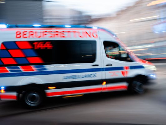 Eine Frau wurde schwer, eine leicht verletzt Eine Frau wurde schwer, eine leicht verletzt