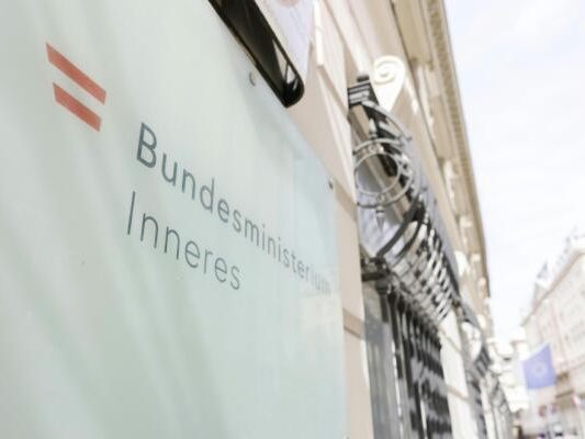 BMI arbeitet Cyberangriff auf BMI arbeitet Cyberangriff auf