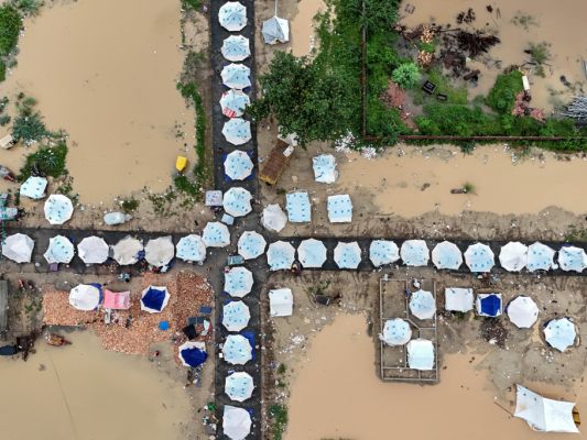 In der Provinz Punjab stehen mehr als 2.000 Dörfer unter Wasser