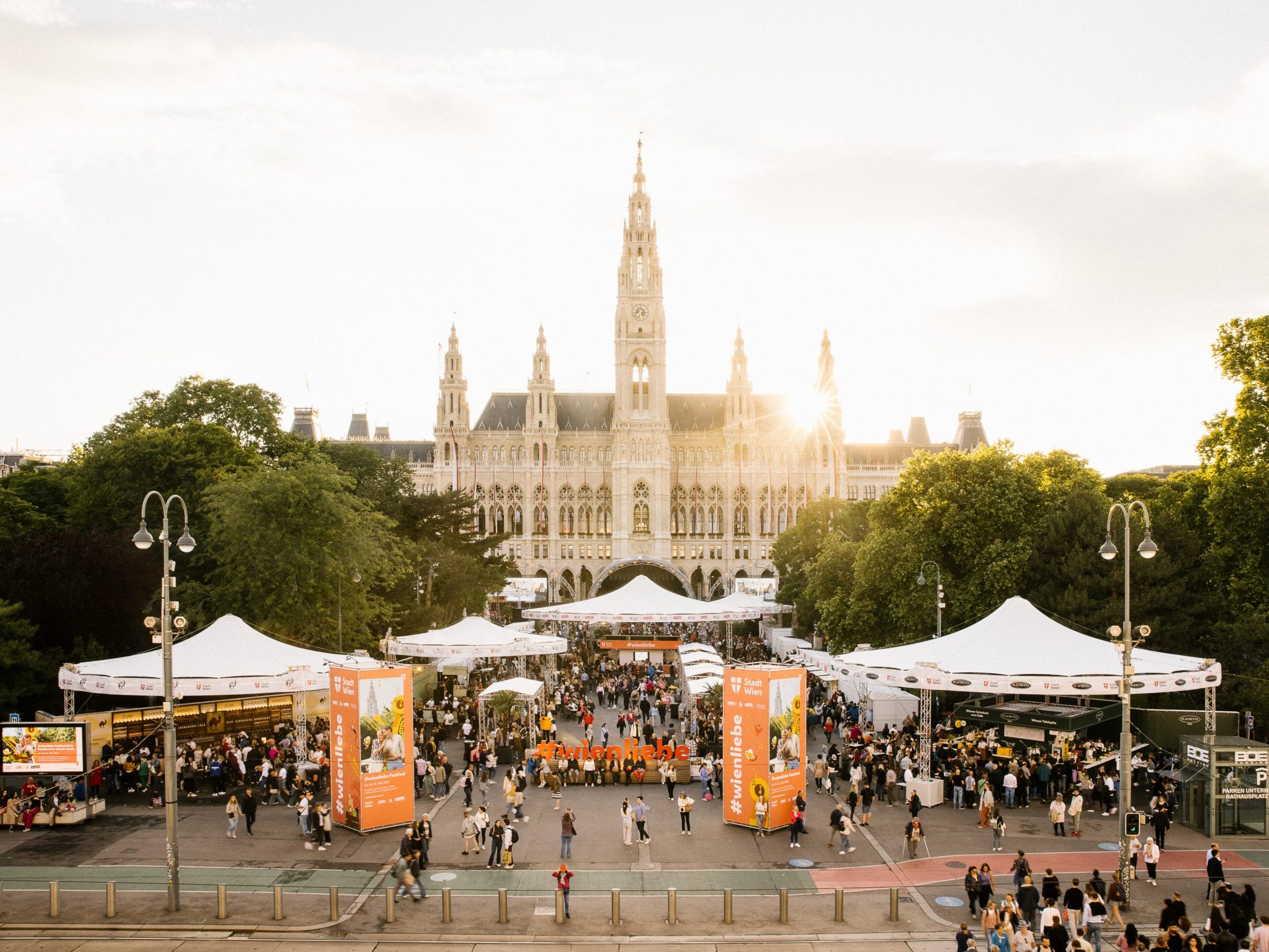 Wien feiert wieder vier Tage Lebensfreude am Rathausplatz.