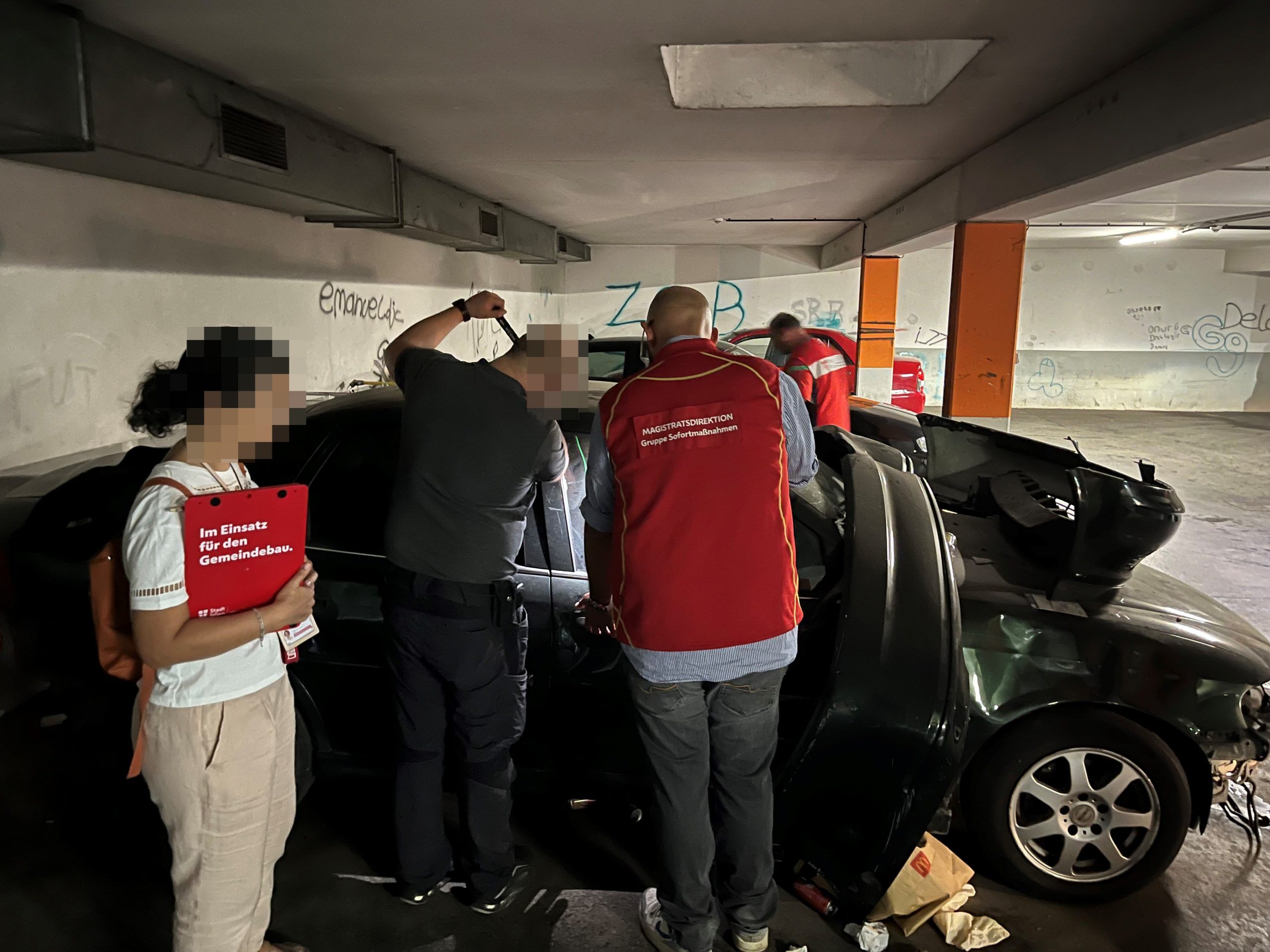Die illegale Werkstatt wurde geschlossen. Die illegale Werkstatt wurde geschlossen.