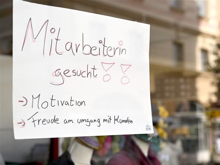 Laut KSV1870 klagt jeder zweite Betrieb über Arbeitskräftemangel.
