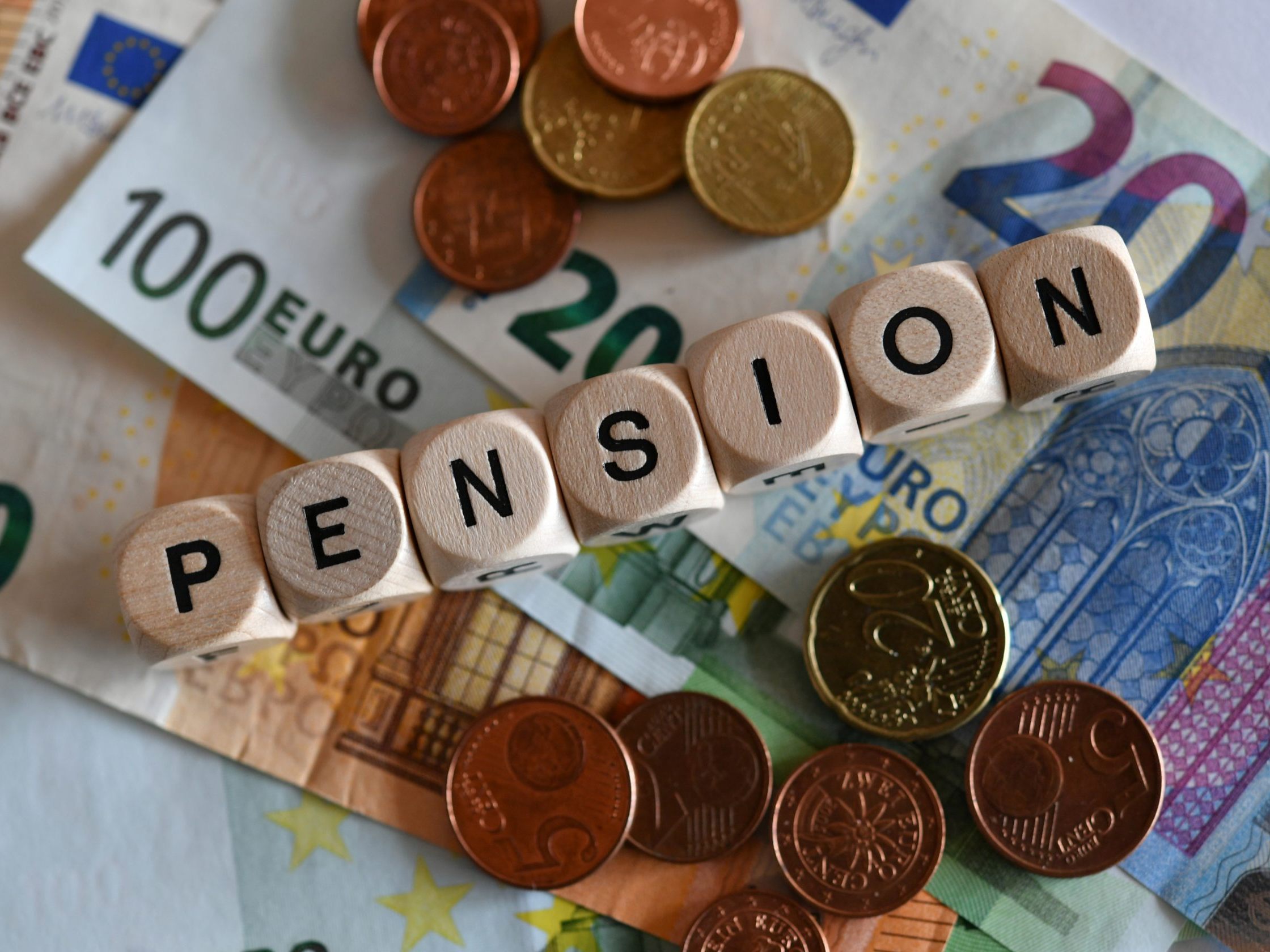 Frauen bekommen weniger Pension als Männer.