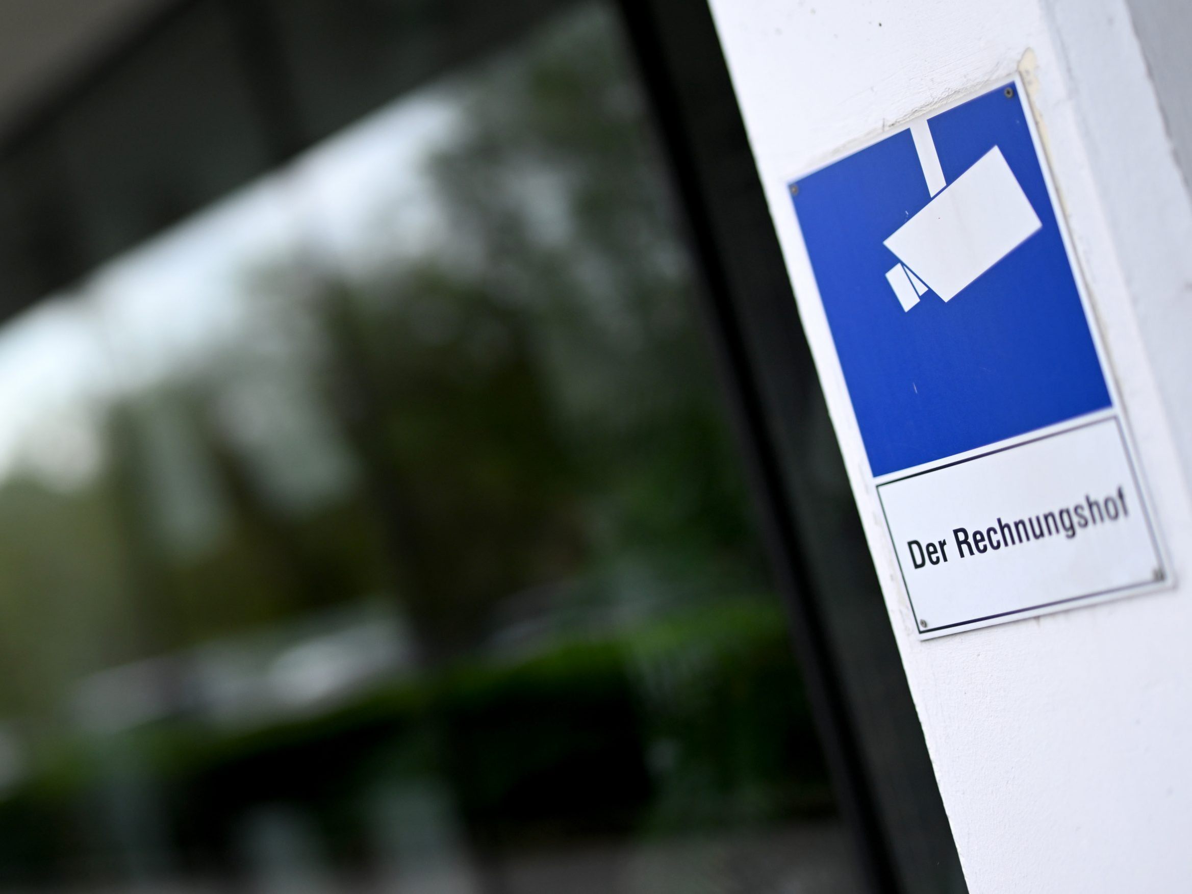 Bericht "Kinder- und Jugendpsychiatrie - Versorgungsplanung und Umsetzung" wurde veröffentlicht. Bericht "Kinder- und Jugendpsychiatrie - Versorgungsplanung und Umsetzung" wurde veröffentlicht.