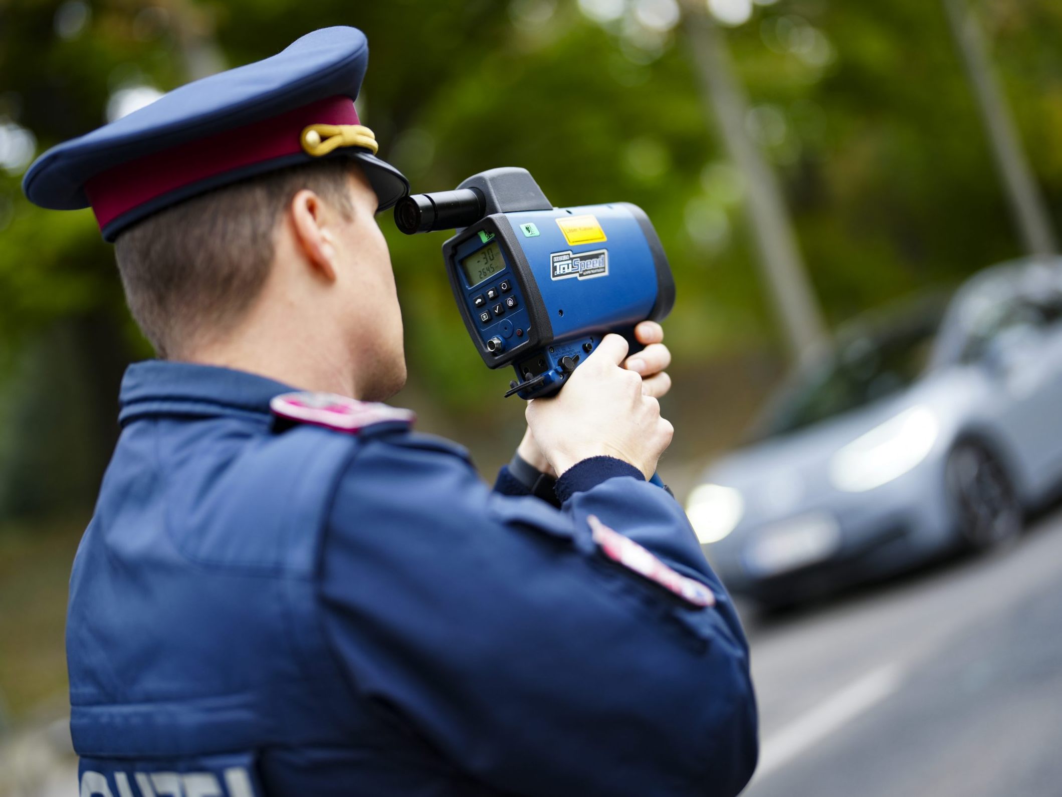 Der Pkw-Lenker beschleunigte auf der Ostautobahn auf 211 km/h. Der Pkw-Lenker beschleunigte auf der Ostautobahn auf 211 km/h.