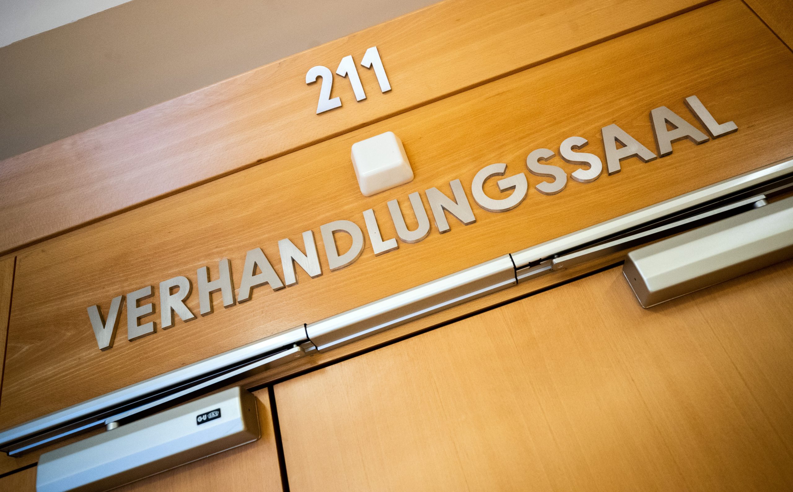 Na Dunaju obsojen moški zaradi homofobne grožnje nasilja