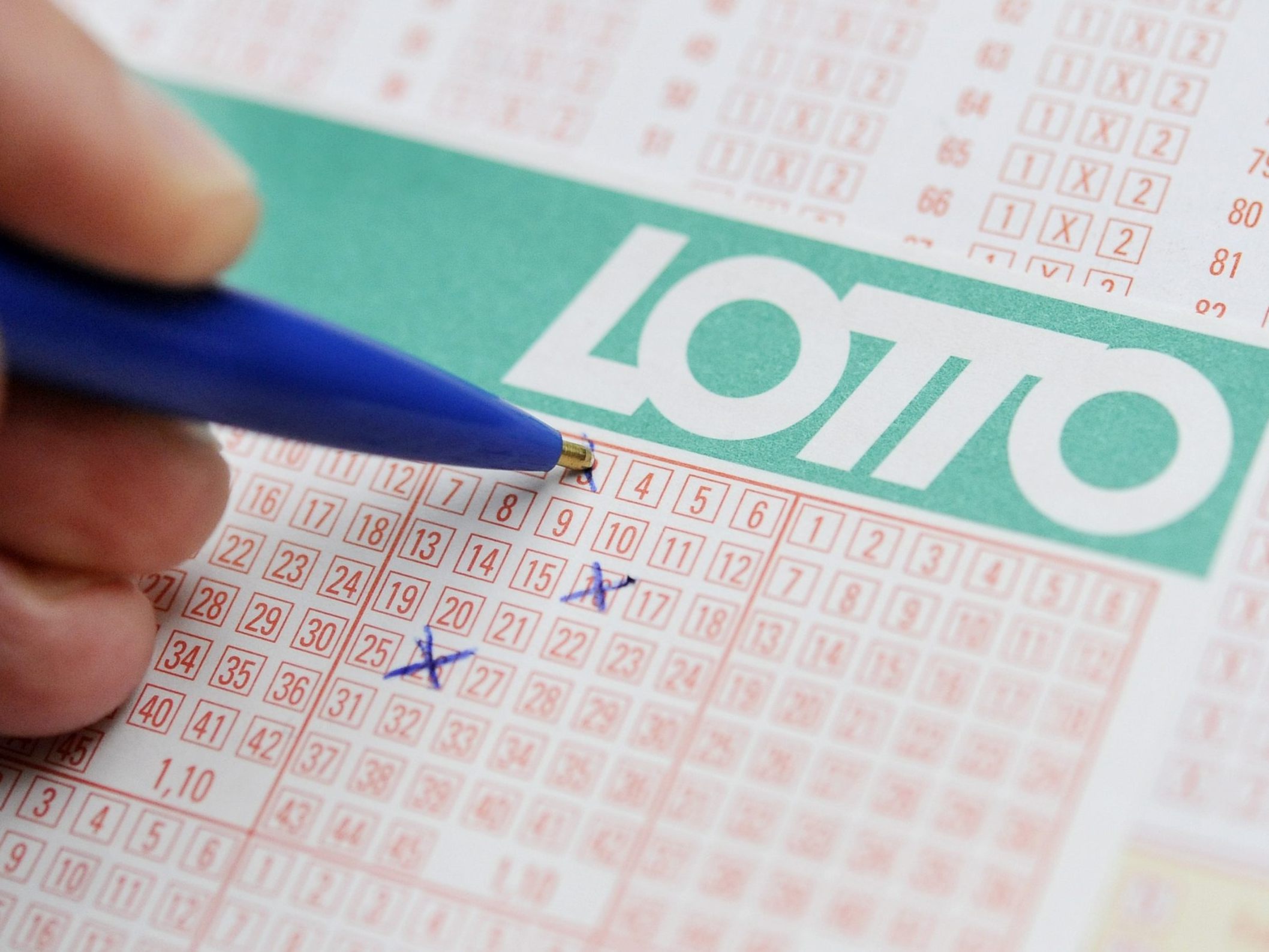 Am Mittwoch warten ein Lotto-Doppeljackpot und ein Joker-Jackpot.
