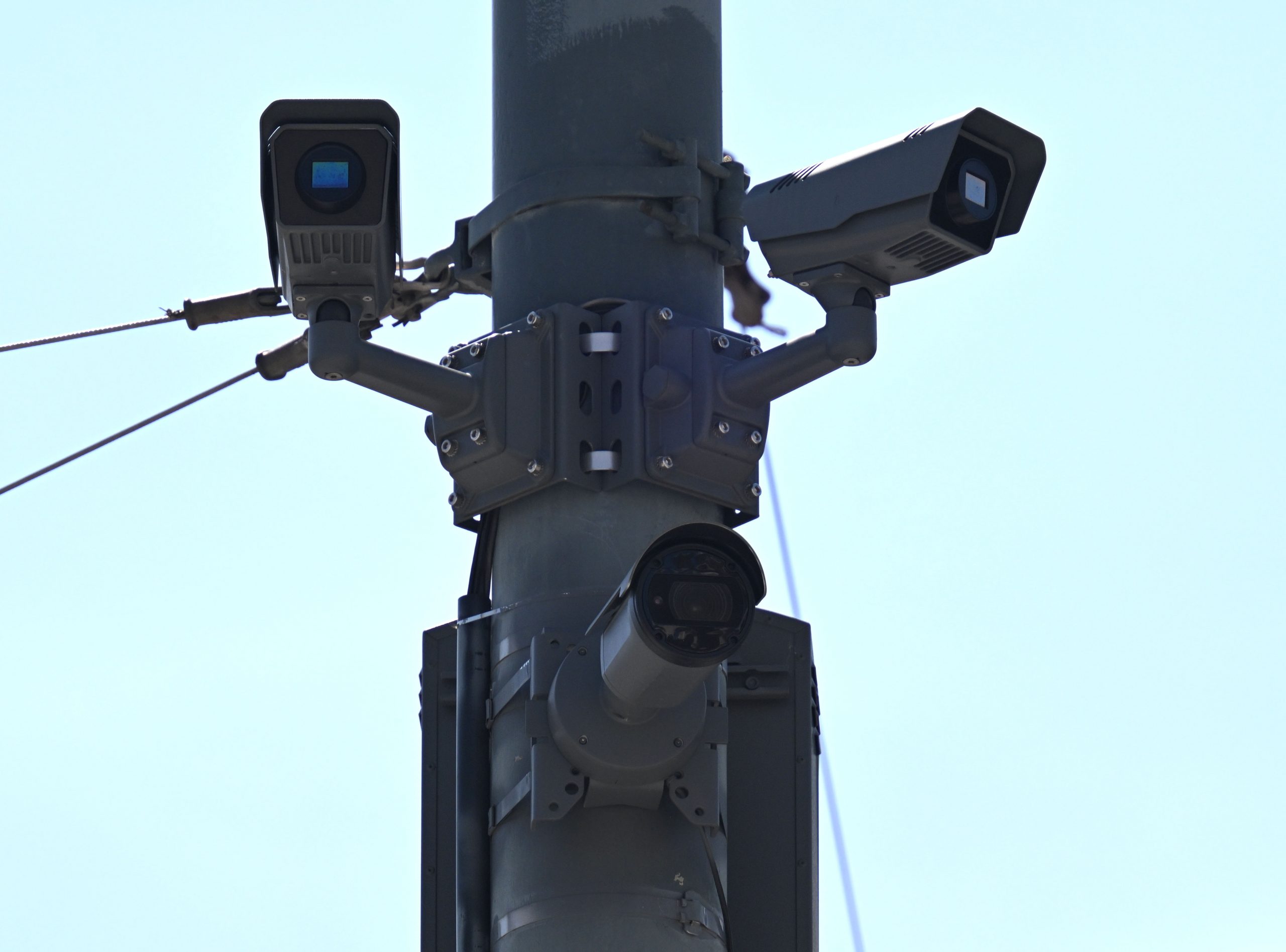 Avstrijski notranji minister Karner tarča kritik zaradi širitve video nadzora