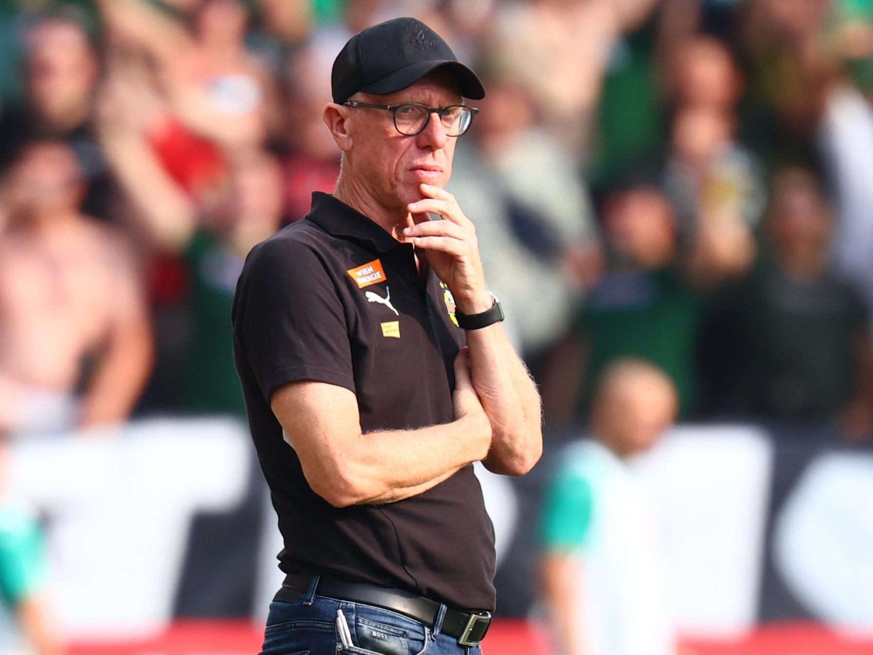 Stöger kritisierte Rapid nach der Niederlage gegen ETO Györ. Stöger kritisierte Rapid nach der Niederlage gegen ETO Györ.