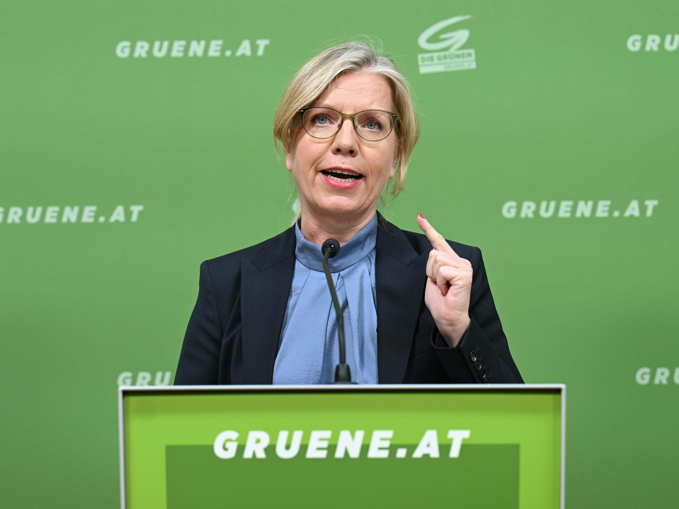 Gewessler schlägt einen Netzinfrastruktur-Fonds als Alternative vor. Gewessler schlägt einen Netzinfrastruktur-Fonds als Alternative vor.