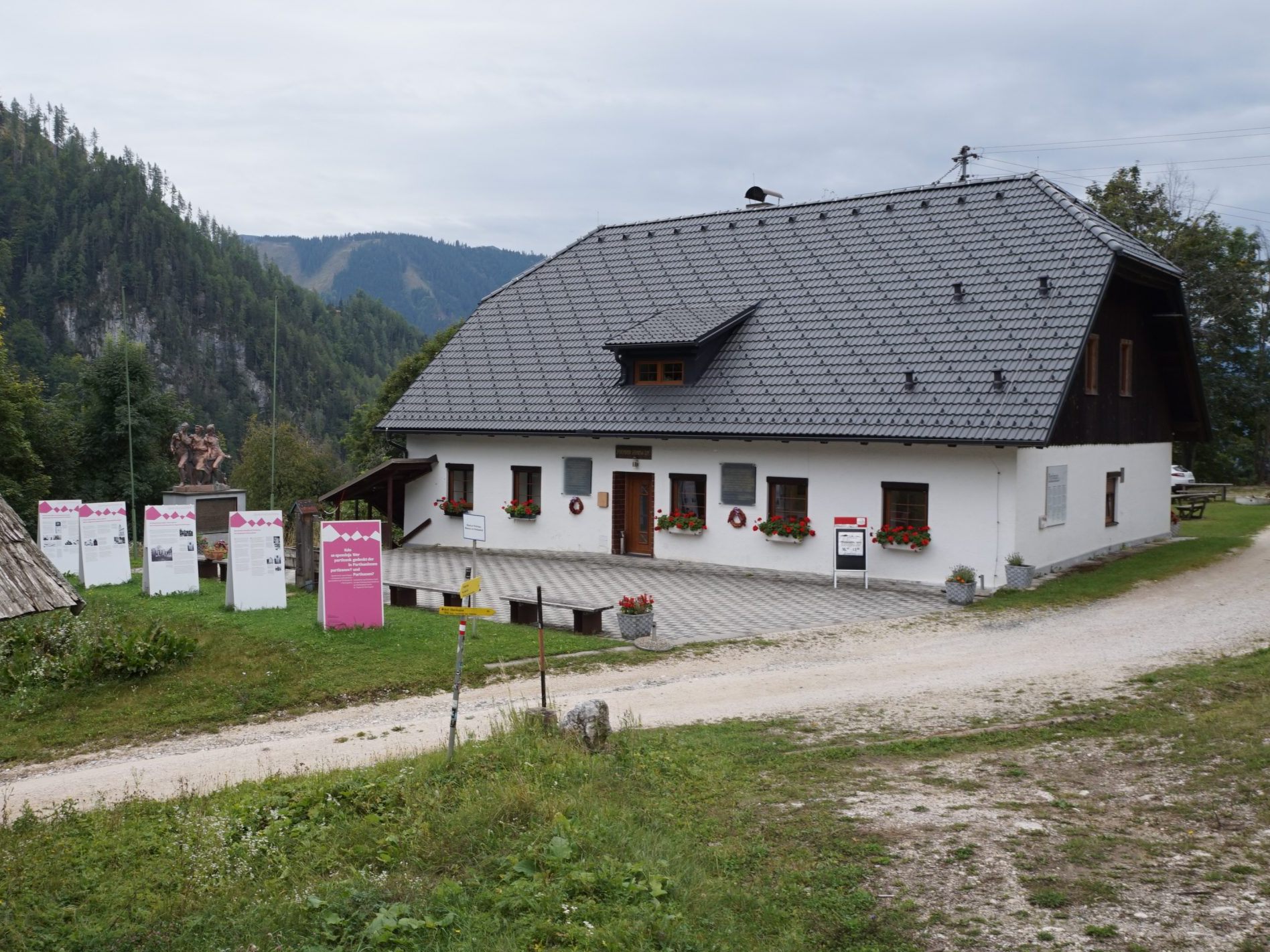 Nach dem Peršmanhof-Einsatz soll eine Kommission bis Oktober Klarheit bringen.