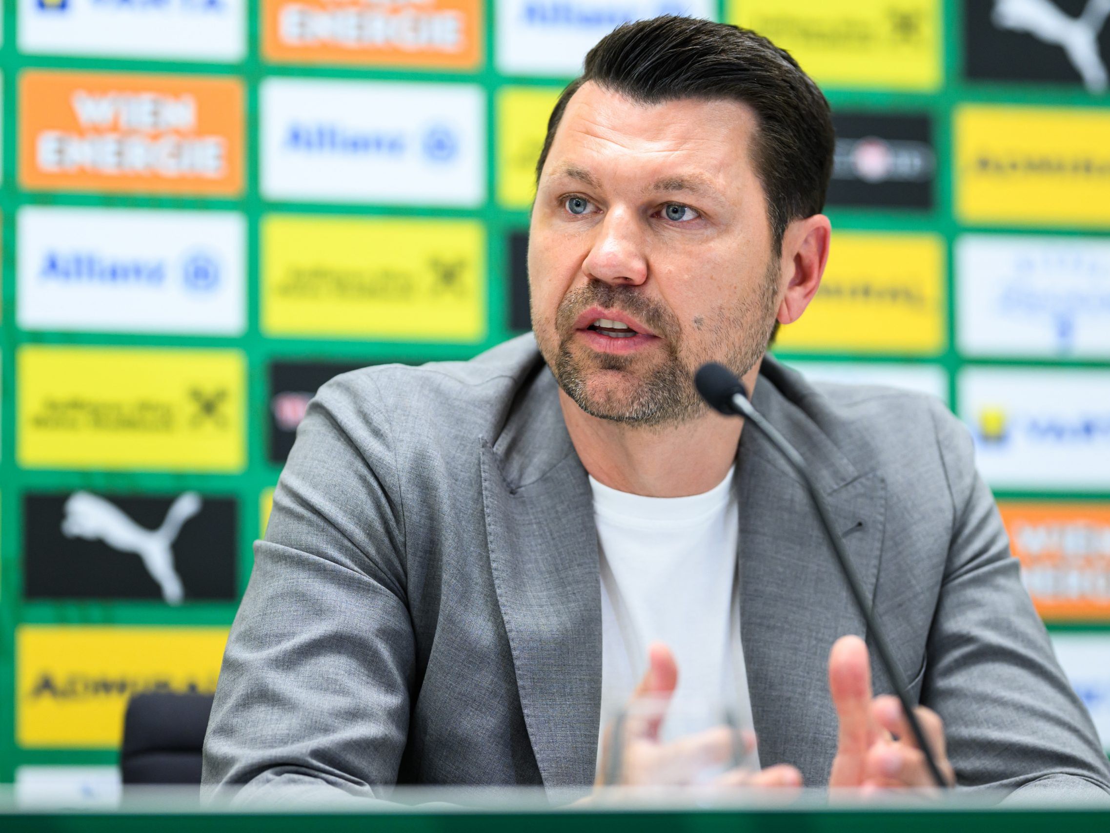 Rapids Sport-Geschäftsführer Katzer. Rapids Sport-Geschäftsführer Katzer.