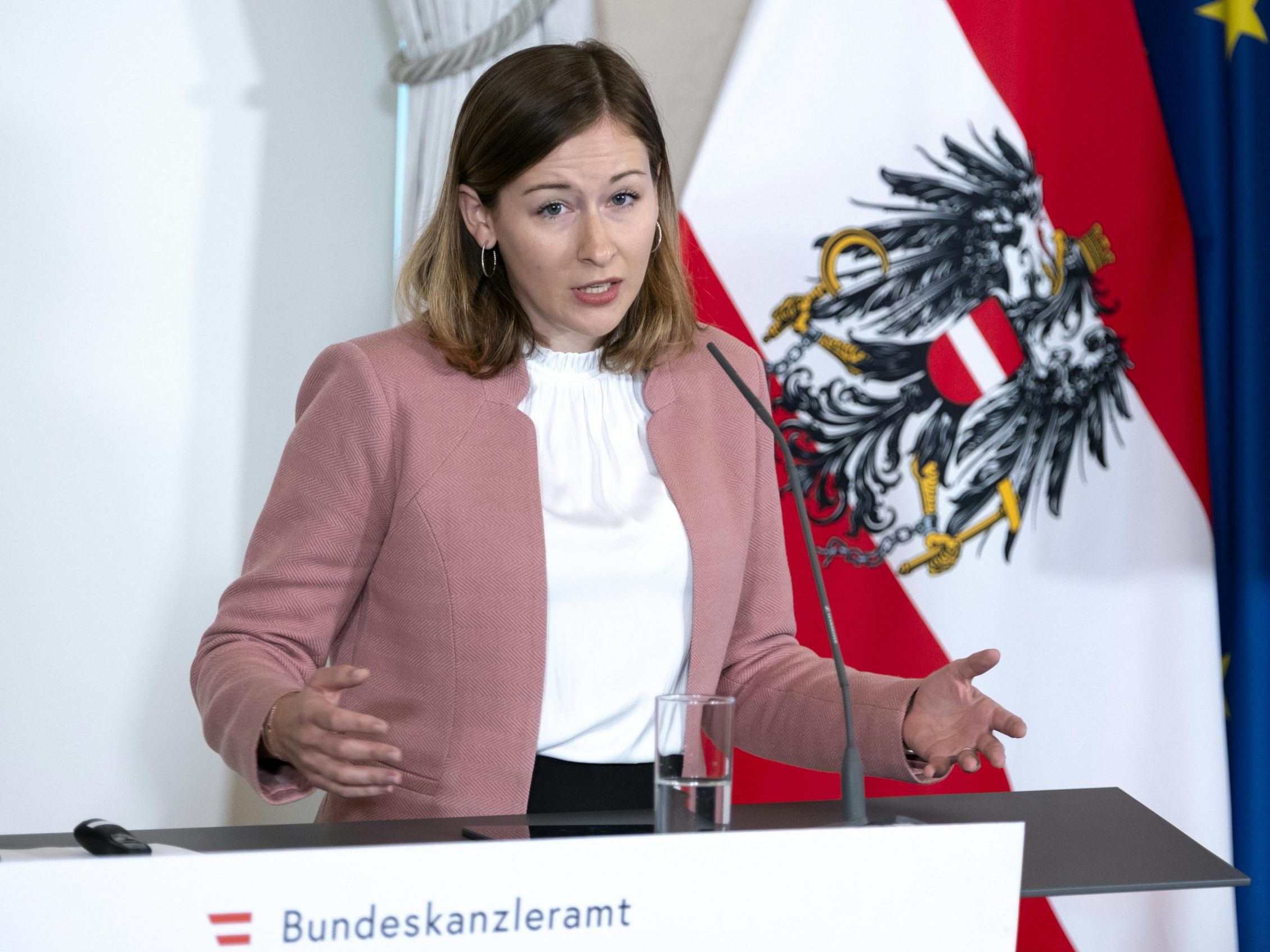 Die Regierung bündelt das Angebot für Onlineberatung für Familien. Die Regierung bündelt das Angebot für Onlineberatung für Familien.
