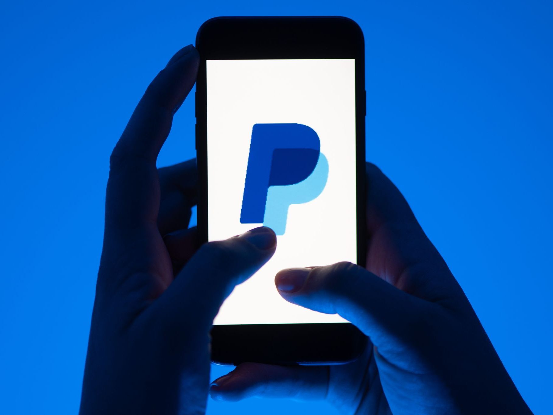 Ein massives Datenleck bei Paypal führt zu Milliardenblockaden im deutschen Zahlungsverkehr. Ein massives Datenleck bei Paypal führt zu Milliardenblockaden im deutschen Zahlungsverkehr.