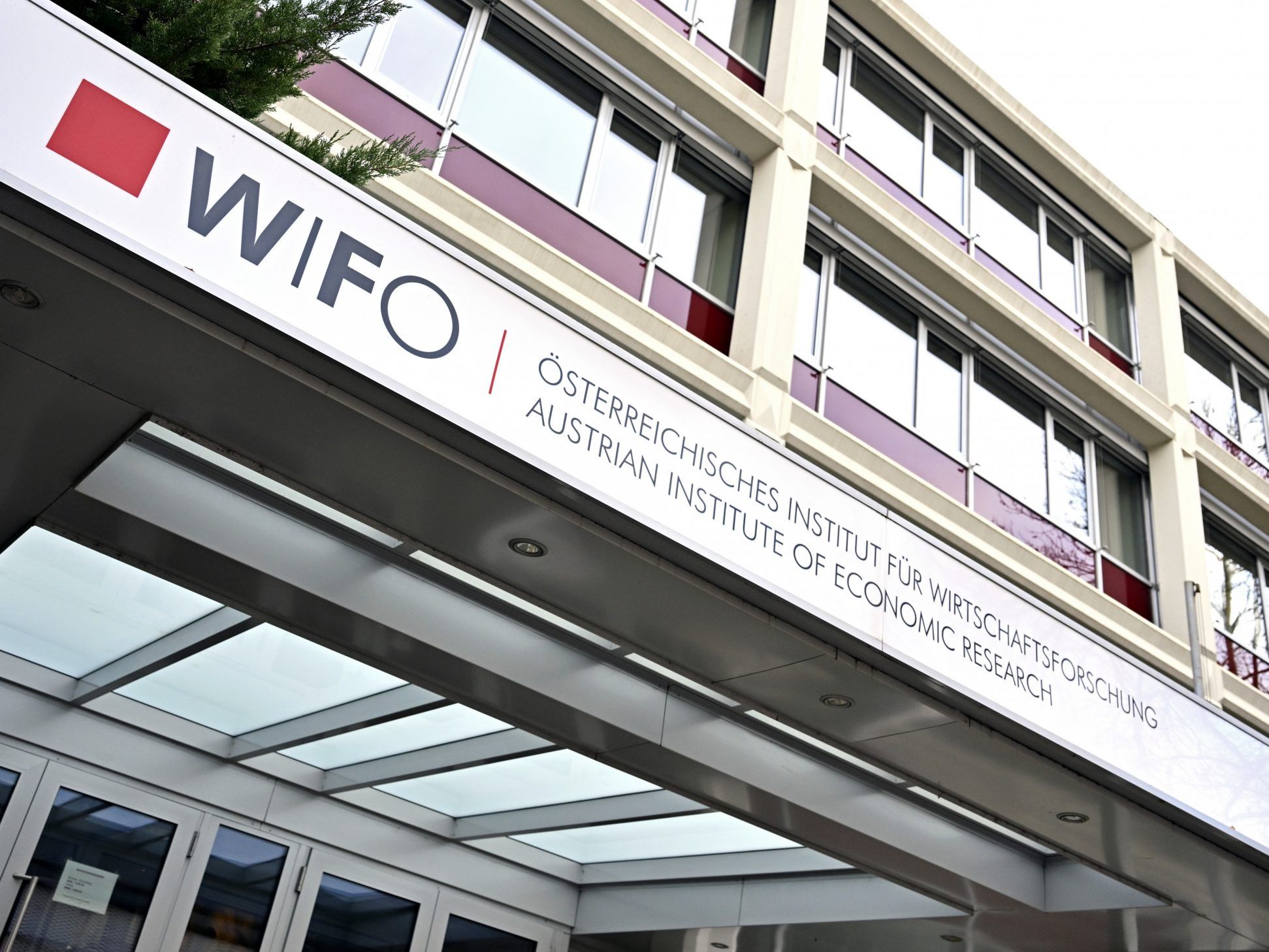 Laut WIFO ist die Lage im Einzelhandel weiterhin angespannt. Laut WIFO ist die Lage im Einzelhandel weiterhin angespannt.