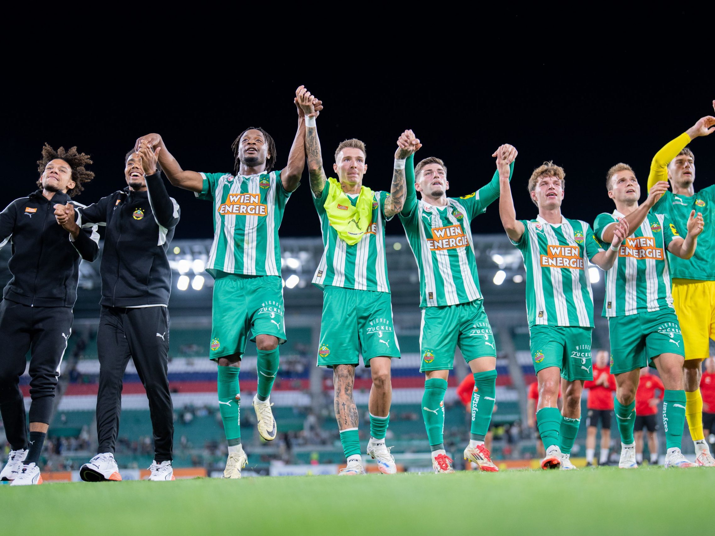 Guter Start in die Europacup-Saison: Rapid schaltet Tuzi aus. Guter Start in die Europacup-Saison: Rapid schaltet Tuzi aus.