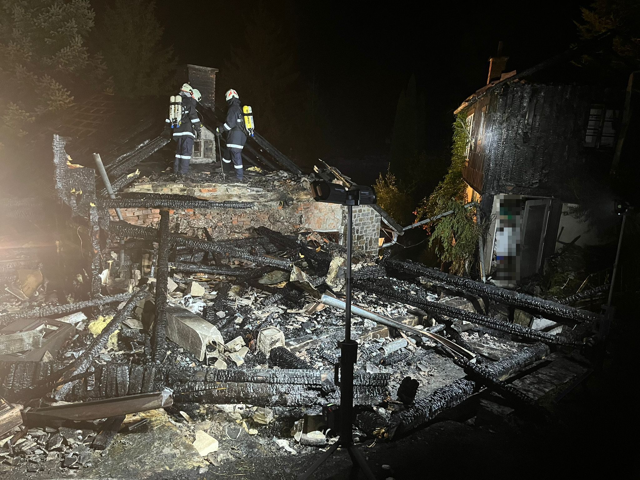 Der Brand blieb ohne Verletzte. Der Brand blieb ohne Verletzte.