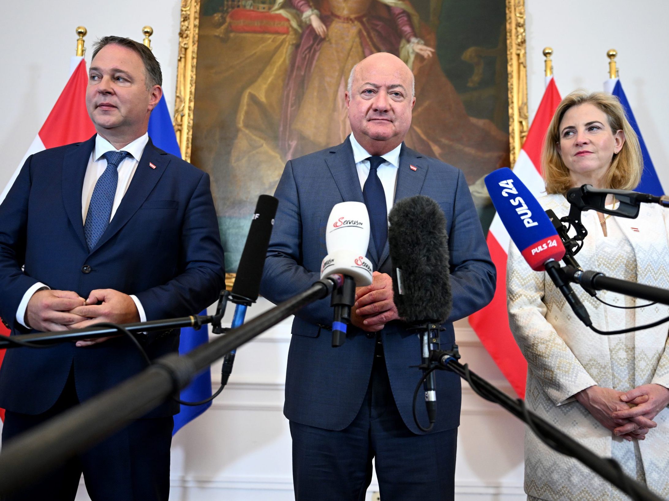 Die Regierung will "am Aufschwung für Österreich" arbeiten. Die Regierung will "am Aufschwung für Österreich" arbeiten.