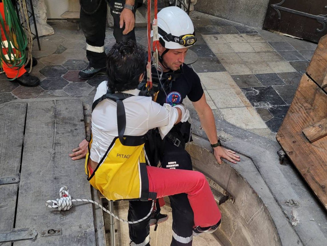 Spektakuläre Rettungsaktion vom Südturm des Wiener Stephansdoms.