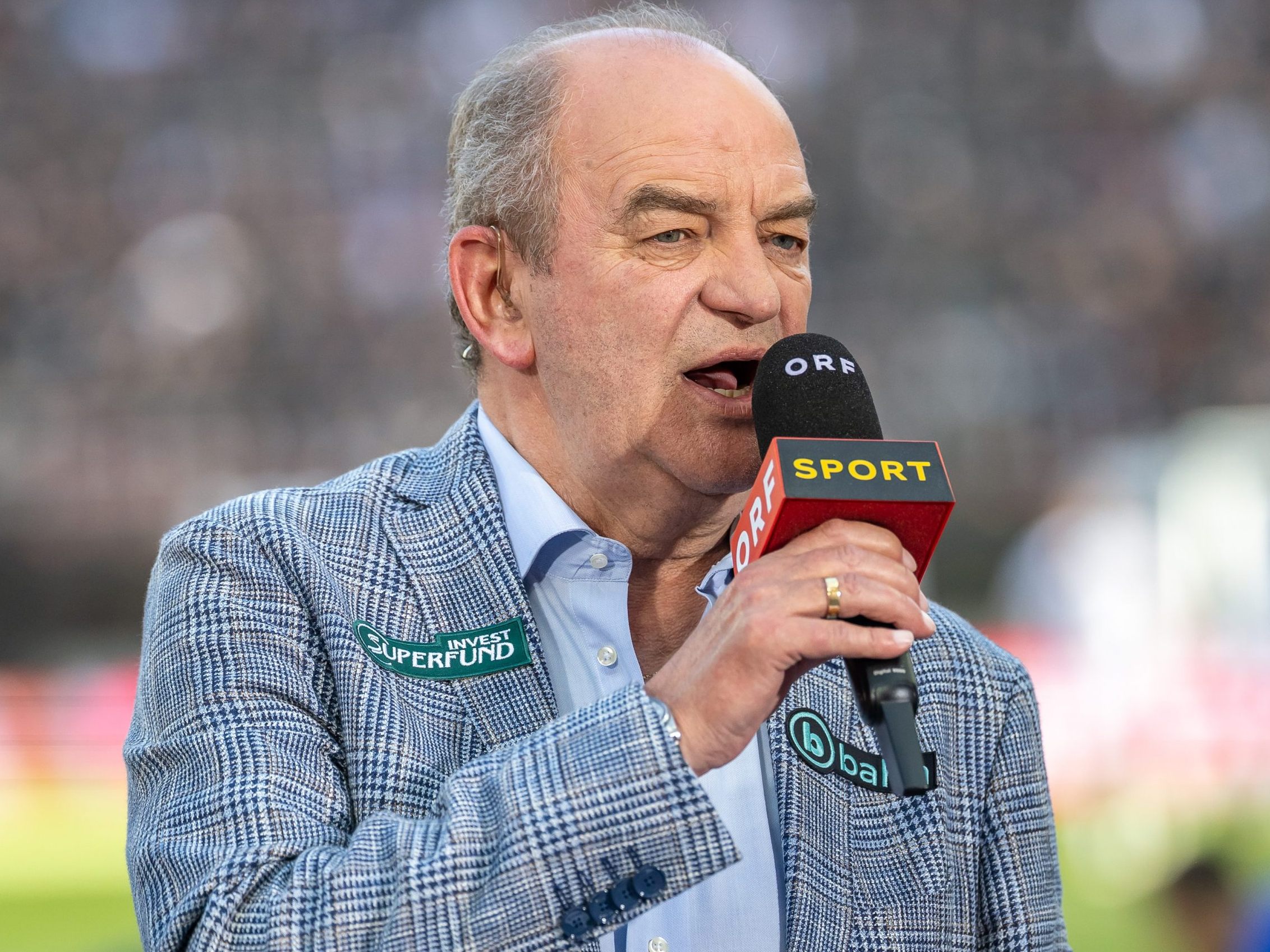 Herbert Prohaska feiert seinen 70er und fühlt sich pudelwohl. Herbert Prohaska feiert seinen 70er und fühlt sich pudelwohl.