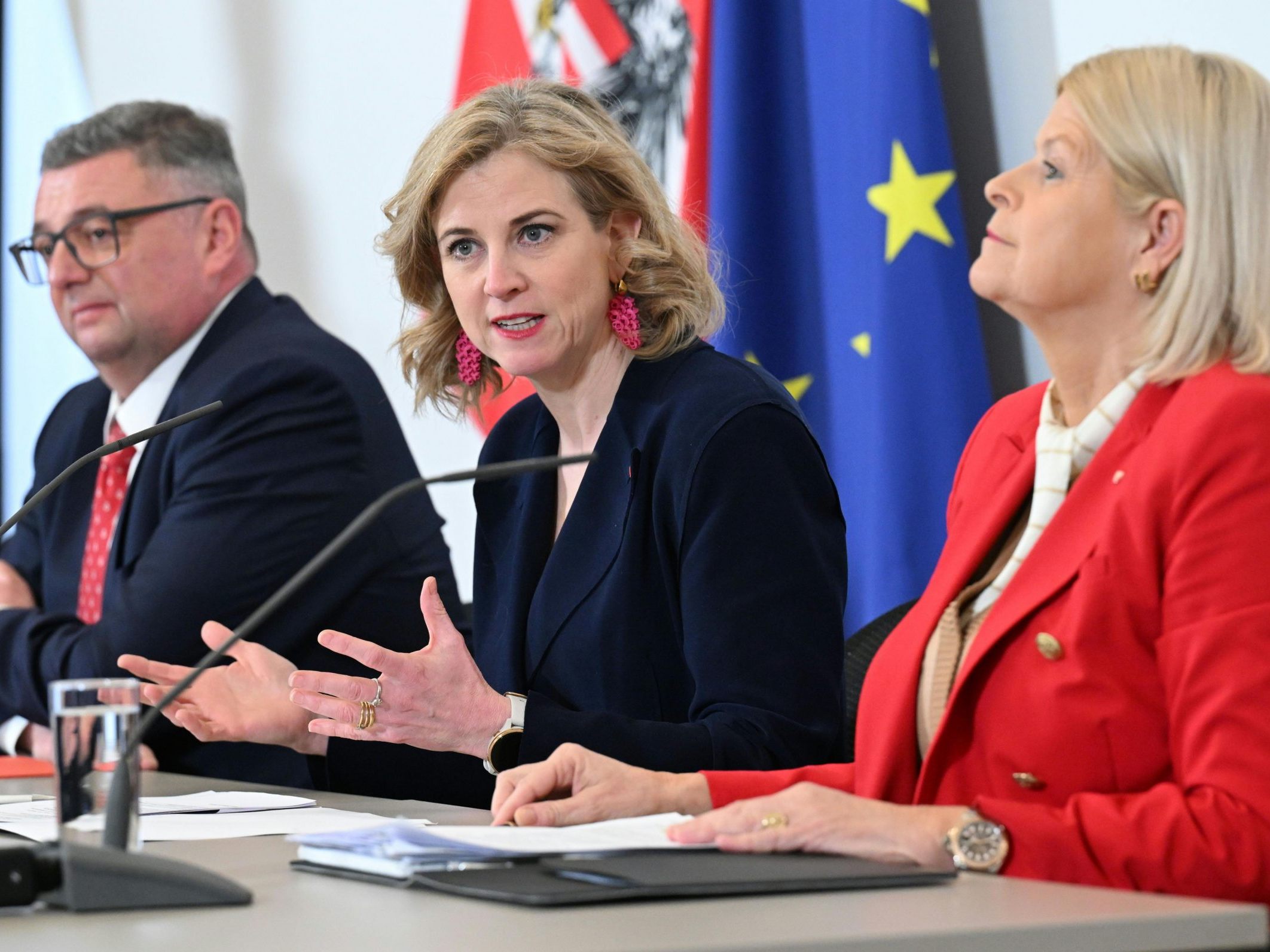 Die neue Sicherheitsstrategie soll noch vor Weihnachten 2025 stehen.