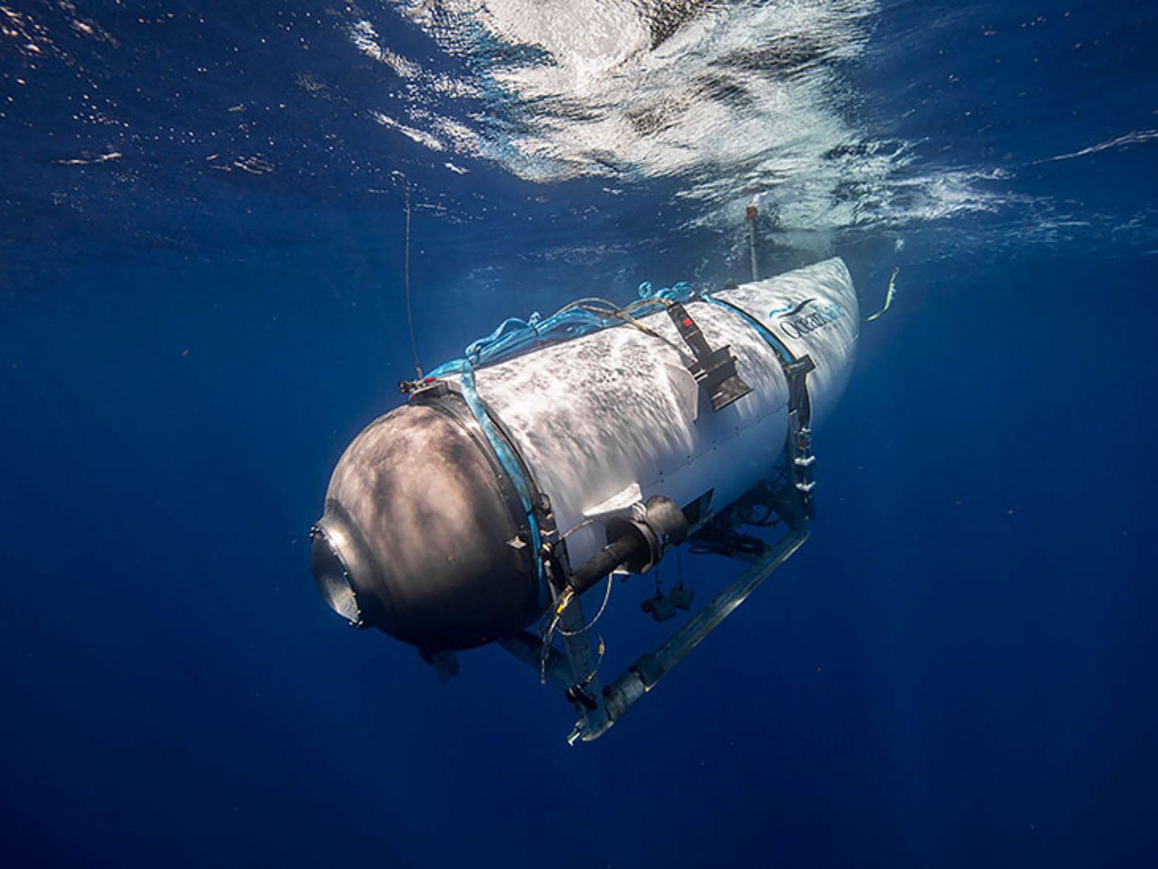 2023 endete die Mission zum Titanic-Wrack mit der tödlichen Implosion des Tauchboots Titan in 3.800 Metern Tiefe – verursacht durch Rumpfversagen und Sicherheitsmängel, während das Wrack weiter zerfällt. 2023 endete die Mission zum Titanic-Wrack mit der tödlichen Implosion des Tauchboots Titan in 3.800 Metern Tiefe – verursacht durch Rumpfversagen und Sicherheitsmängel, während das Wrack weiter zerfällt.