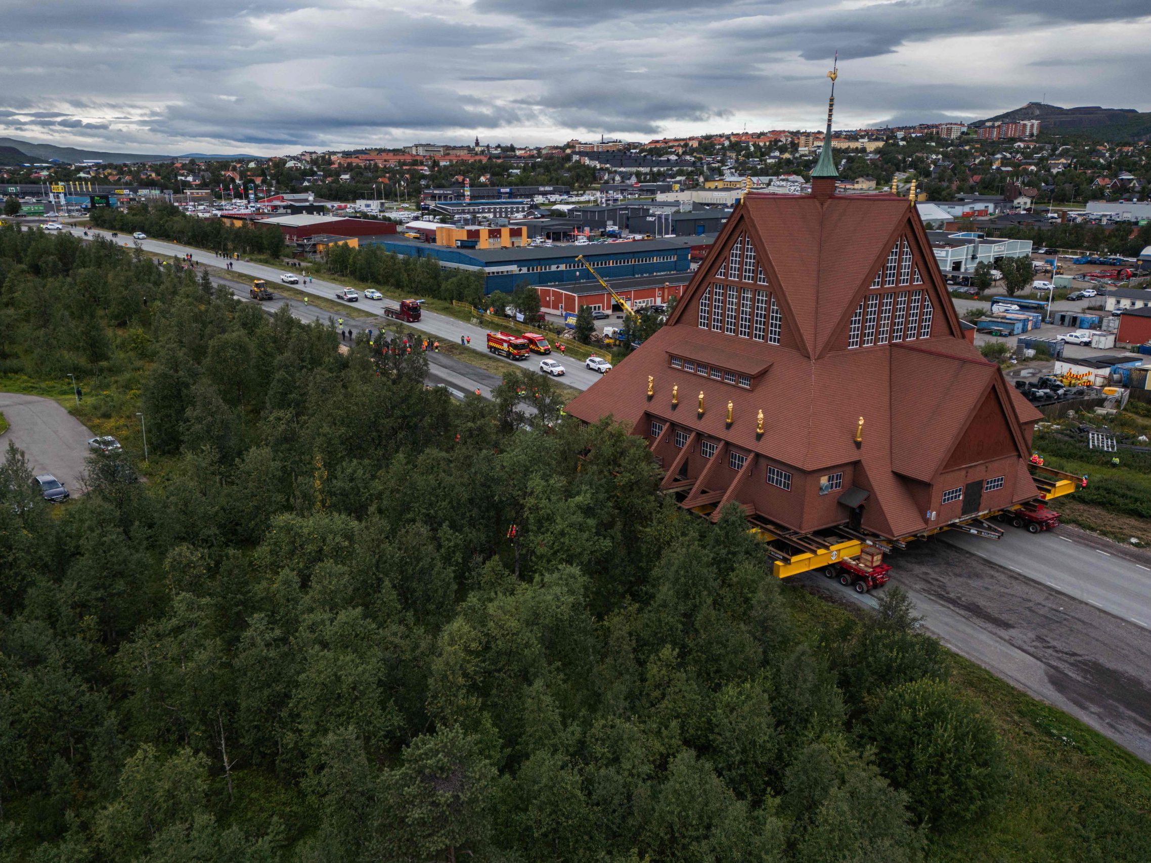 Die Kirche von Kiruna soll heute ihr Ziel erreichen.