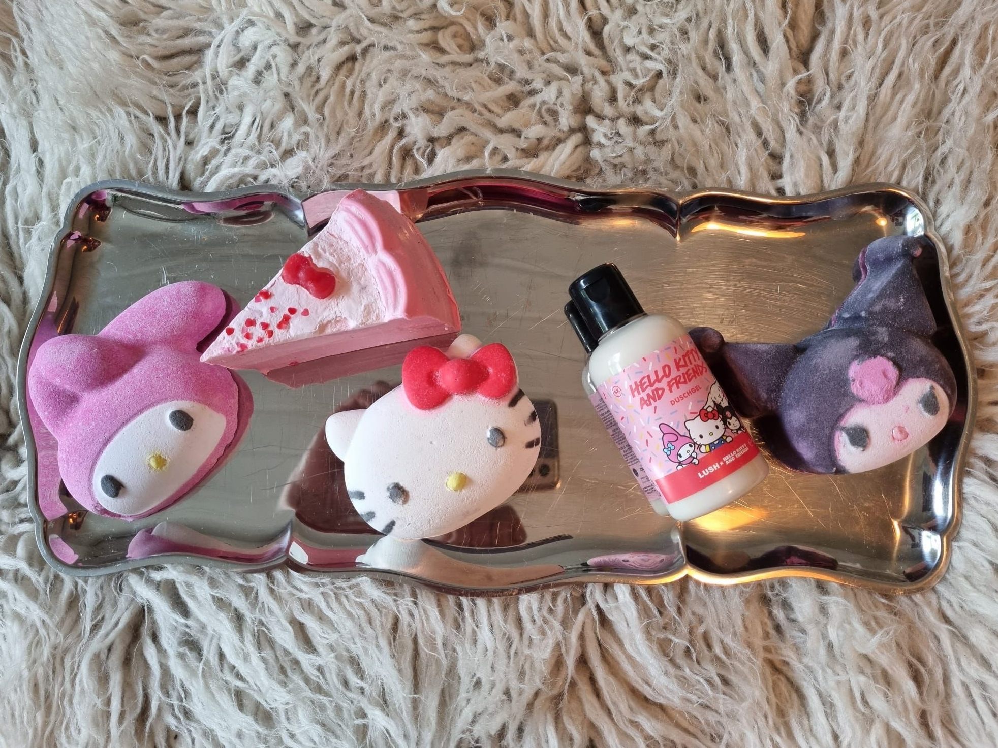 Lush × Hello Kitty And Friends: Produkte im Test. Lush × Hello Kitty And Friends: Produkte im Test.