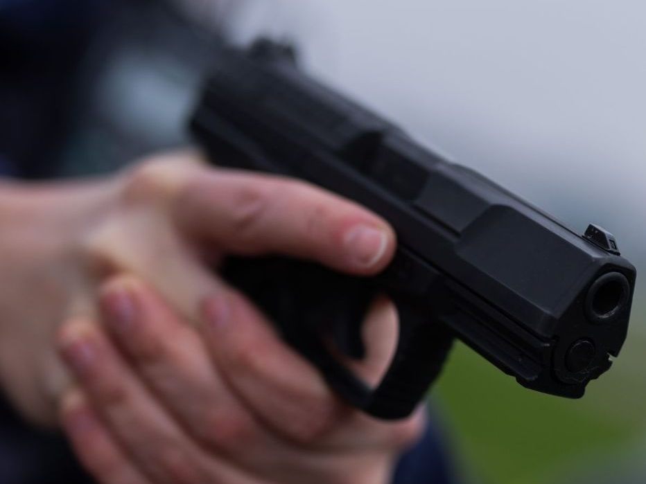 Sechs Schüsse töten 34-jährigen Polizisten