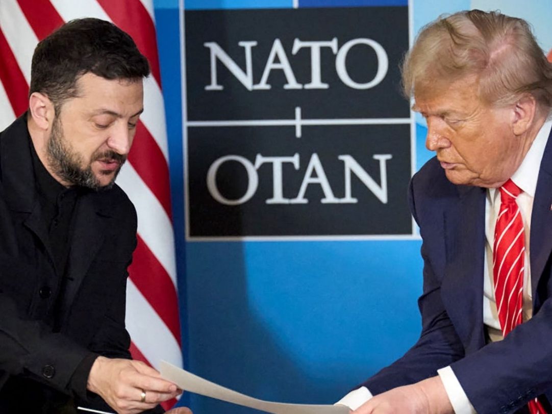Die USA sollen Kiew NATO-ähnliche Garantien zugesichert haben (im Bild rechts: Treffen zwischen Zelenskyj und Trump beim NATO-Gipfel im Juni 2025). Die USA sollen Kiew NATO-ähnliche Garantien zugesichert haben (im Bild rechts: Treffen zwischen Zelenskyj und Trump beim NATO-Gipfel im Juni 2025).