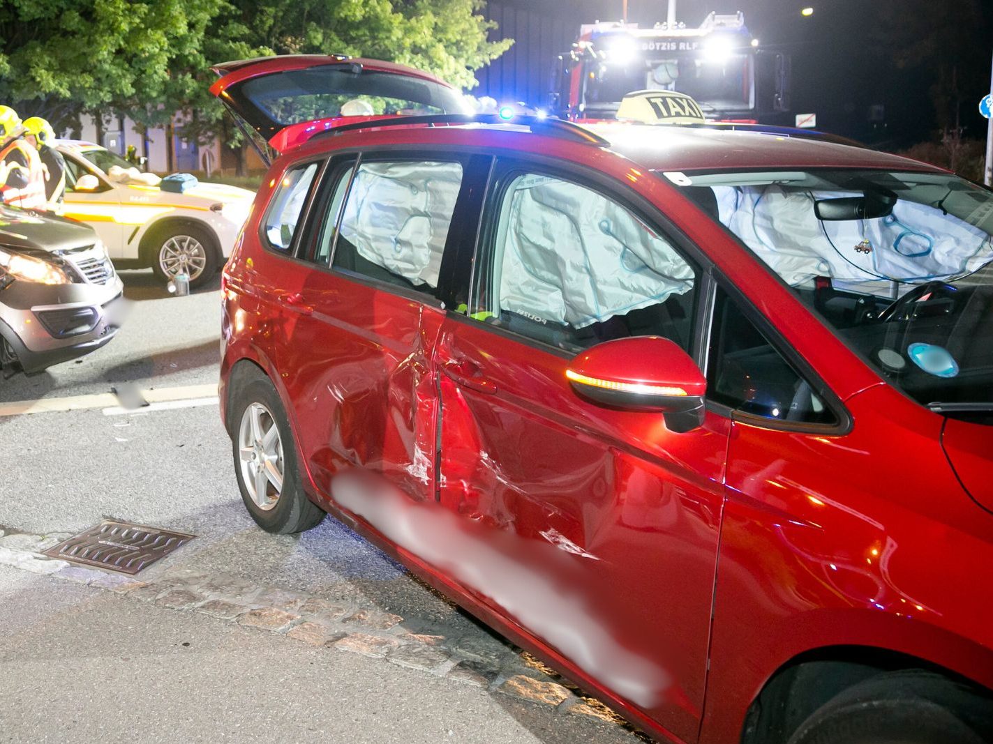 Zu einem Verkehrsunfall kam es am späten Freitagabend in Götzis. Zu einem Verkehrsunfall kam es am späten Freitagabend in Götzis.