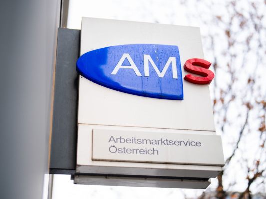 Arbeitslosrenrate stieg im August auf 7,0 Prozent Arbeitslosrenrate stieg im August auf 7,0 Prozent