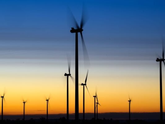 Für EU-Klimaziele wäre schnellerer Ausbau notwendig Für EU-Klimaziele wäre schnellerer Ausbau notwendig