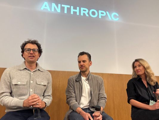 Der KI-Entwickler Anthropic soll sich schamlos an Werken bedient haben