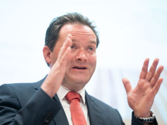 Totschnig gegen Zusammenlegen von Geldtöpfen Totschnig gegen Zusammenlegen von Geldtöpfen