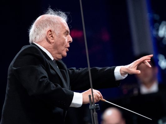 Barenboim erklärte sich kurzfristig bereit