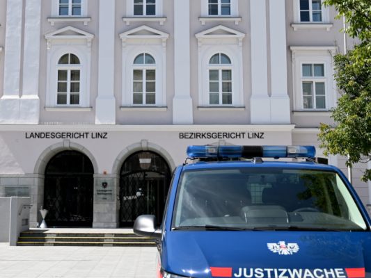 Beim zweiten Prozesstermin gab es für den Häftling kein Entkommen