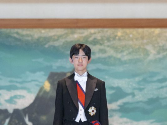 Prinz Hisahito in Japan ist offiziell erwachsen
