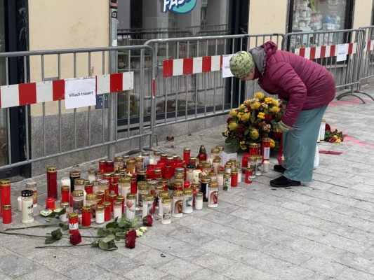 Trauer nach dem Messerattentat in Villach Trauer nach dem Messerattentat in Villach