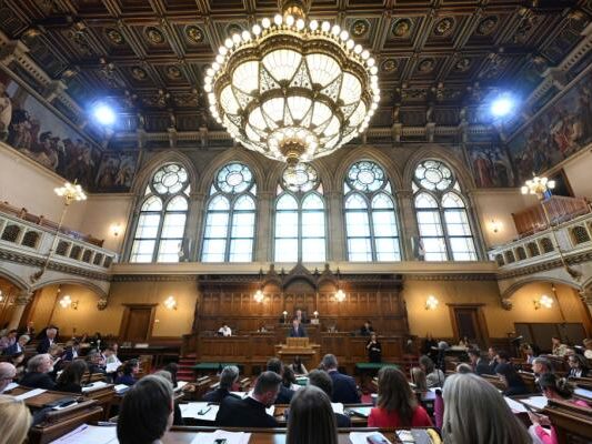 Im Gemeinderat startet die Herbstarbeit Im Gemeinderat startet die Herbstarbeit