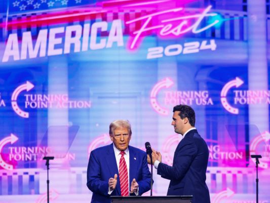 Kirk war "fast wie ein weiterer Sohn" für Trump Kirk war "fast wie ein weiterer Sohn" für Trump
