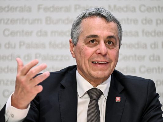 Schweizer Außenminister Cassis wird künftiger OSZE-Vorsitzender Schweizer Außenminister Cassis wird künftiger OSZE-Vorsitzender