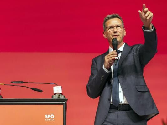 Daniel Fellner ist der neue Kärntner SPÖ-Chef Daniel Fellner ist der neue Kärntner SPÖ-Chef