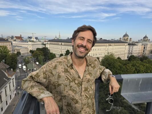 Max Giesinger entspannt in Wien: "geile Stadt" Max Giesinger entspannt in Wien: "geile Stadt"