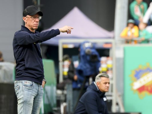 Rapid-Trainer Stöger will sich nicht vom Erfolgsweg abbringen lassen Rapid-Trainer Stöger will sich nicht vom Erfolgsweg abbringen lassen