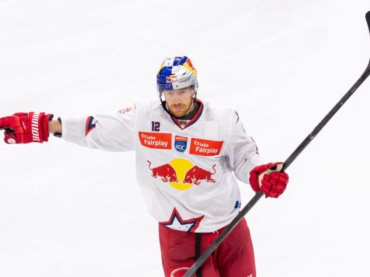 Michael Raffl traf erstmals für Salzburg Michael Raffl traf erstmals für Salzburg