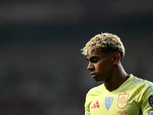 Yamal musste Dembele den Vortritt lassen Yamal musste Dembele den Vortritt lassen